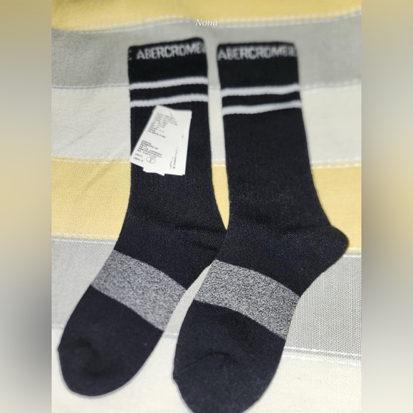 abercrombie kids Other - Abercrombie Kids Socks S/M